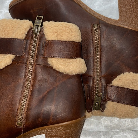 Timberland Glancy Teddy Fleece Brown Leather Heel Ankle Boots Size Womens 8.5 - Picture 11 of 13